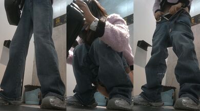 商场女厕全景偷拍多位小美女⭐其中一个美女BB里塞了棉棒⭐拔出来的一刹那貌似很爽的样子 (5)